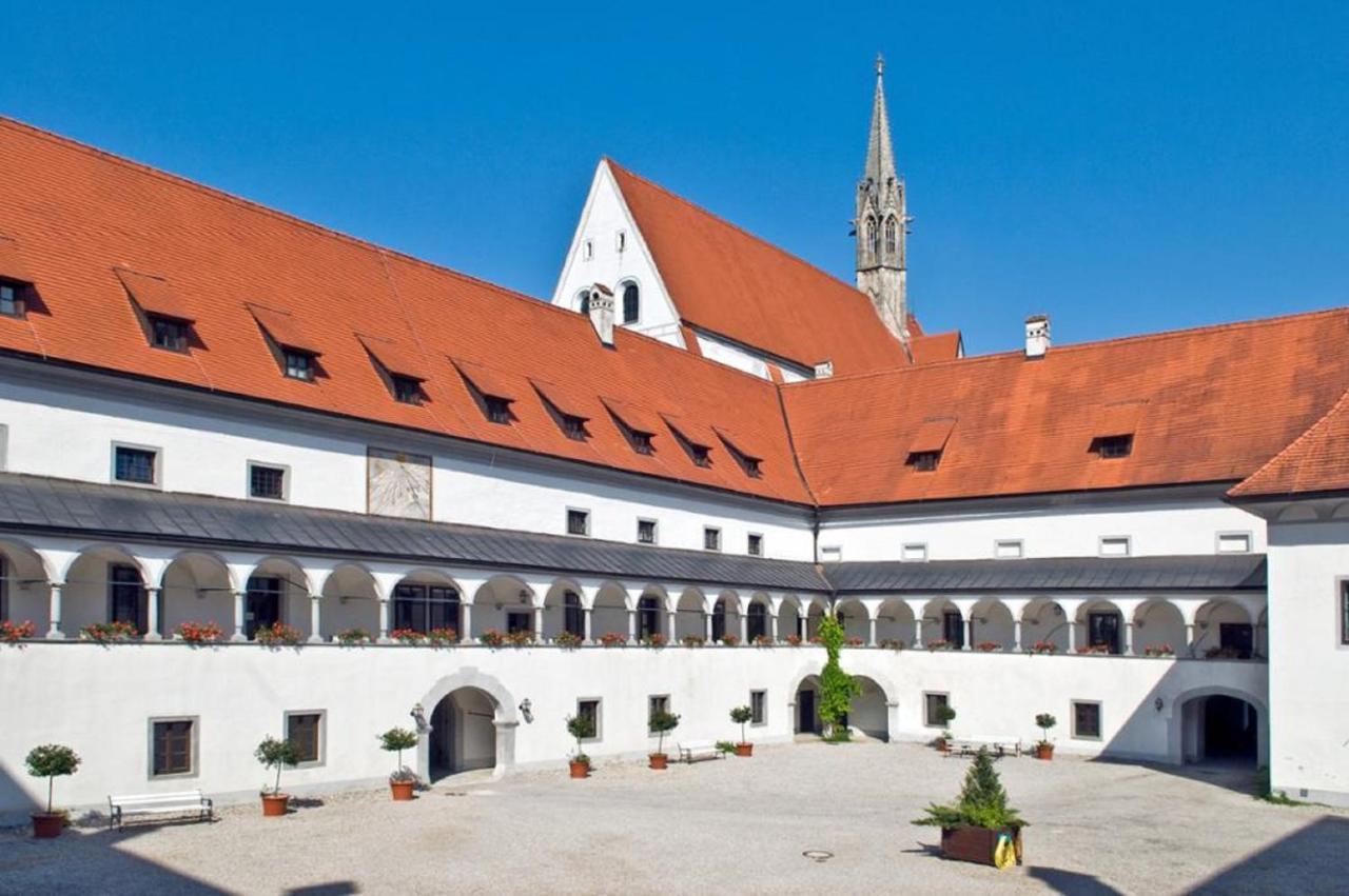 Hotel Kartause Gaming Exteriör bild
